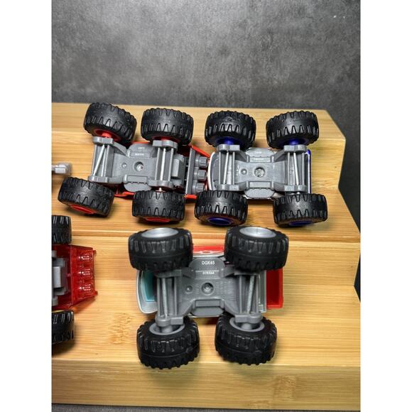 Blaze and the Monster Machines Diecast Trucks Variety Lot of 5 - Picture 6 of 6